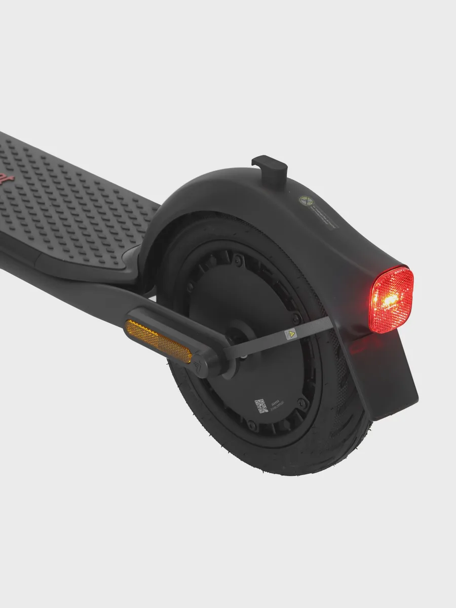 Электросамокат Ninebot KickScooter F2 Pro II черный — фото 8 из 11