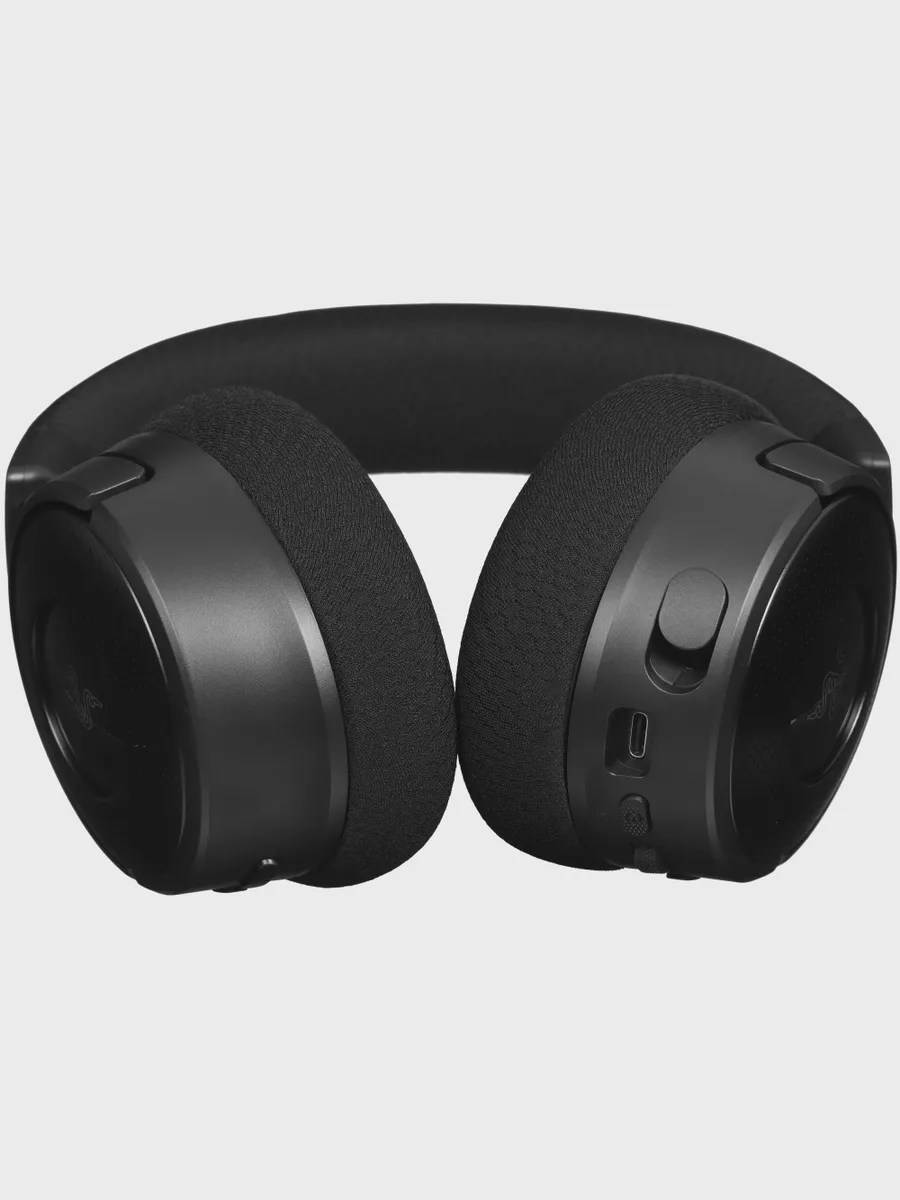 Беспроводные/проводные наушники Razer Kraken V4  игровые черный 2024 — фото 4 из 11