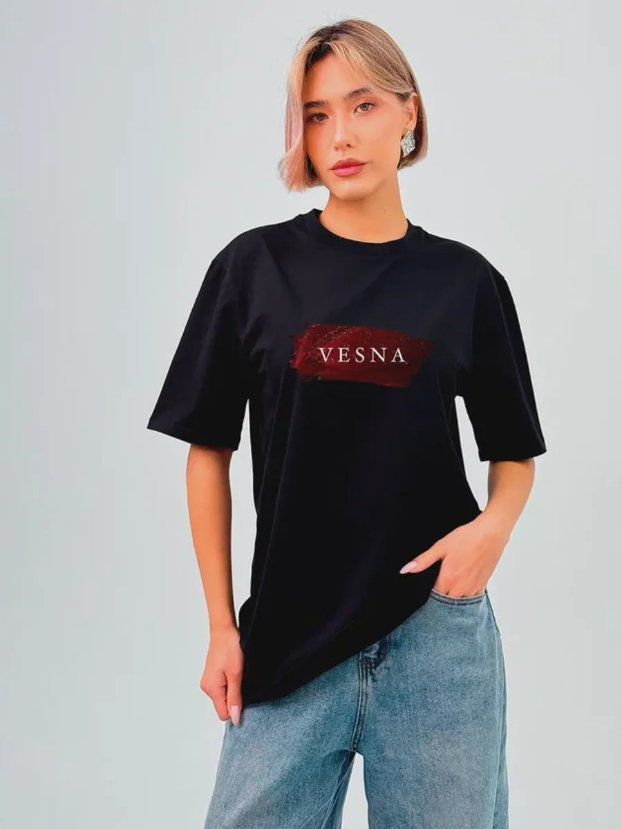 Футболка базовая Унисекс Черная с принтом «VESNA» — фото 4 из 9