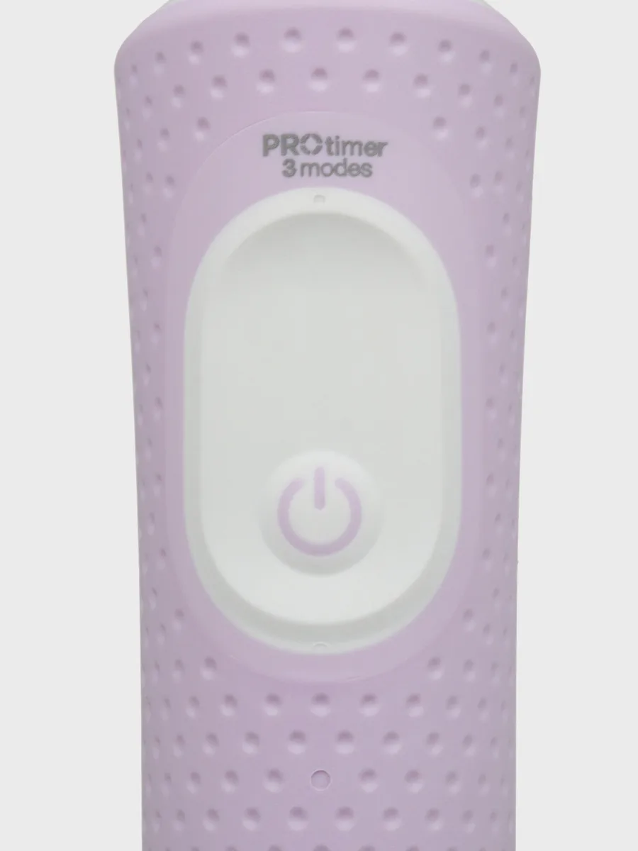 Электрическая зубная щетка Braun Oral-B Vitality Pro D103.413.3 — фото 9 из 20