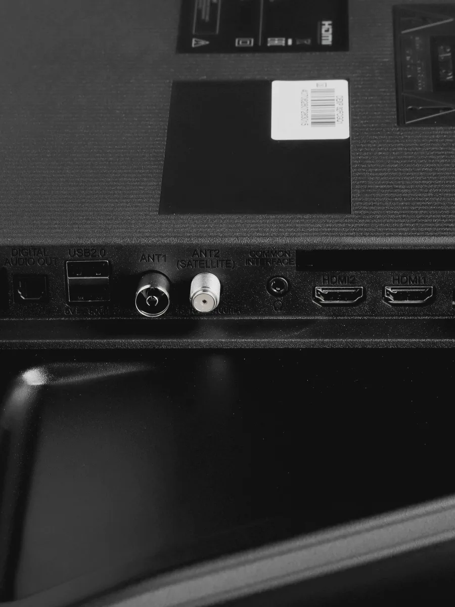 32"(81 см) Телевизор DEXP 32FCGQ1 черный — фото 8 из 10