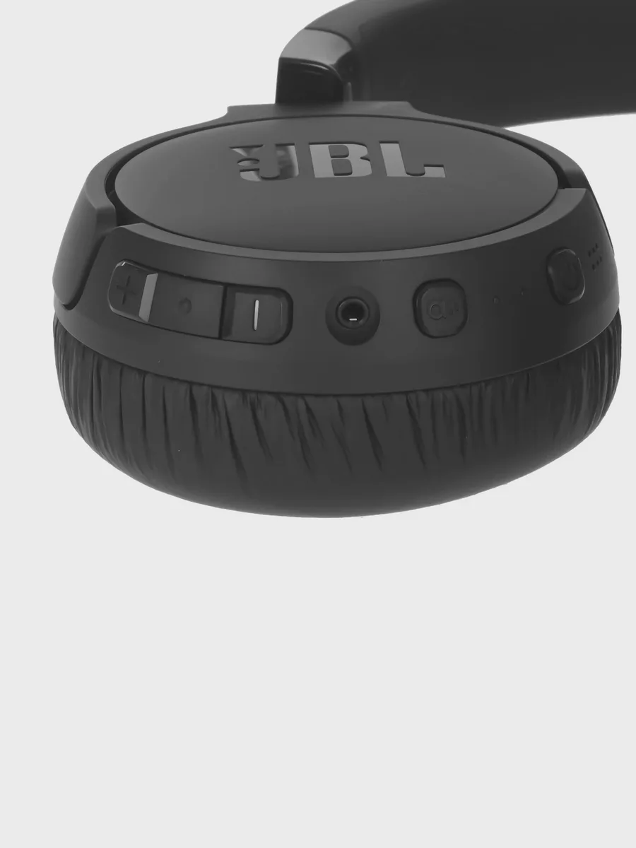 Беспроводные/проводные наушники JBL Tune 670NC 2023 — фото 14 из 24