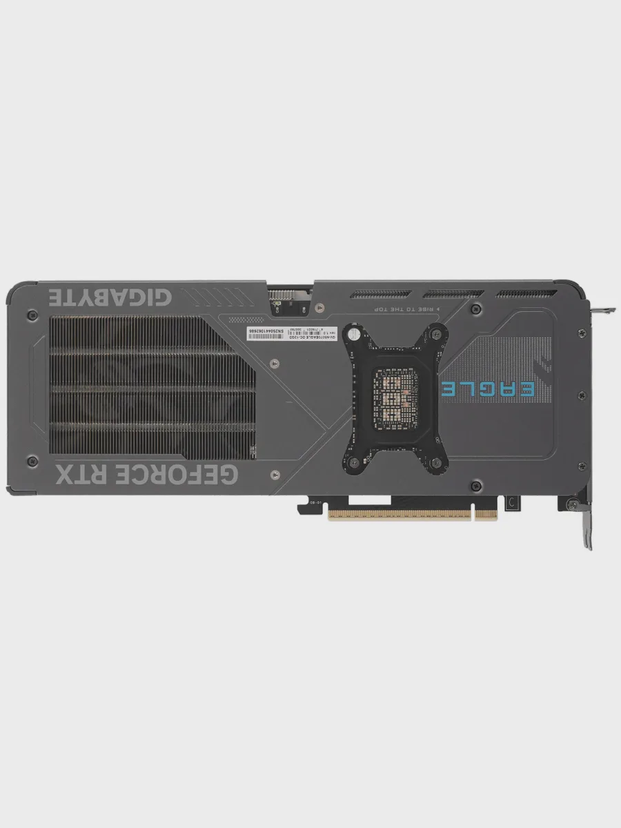 Видеокарта GIGABYTE GeForce RTX 5070 EAGLE OC SFF 12 ГБ GDDR7 2587 МГц — фото 4 из 11
