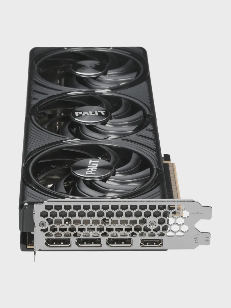 Видеокарта Palit GeForce RTX 5070 Infinity 3 12 ГБ GDDR7 2512 МГц — фото 4 из 11